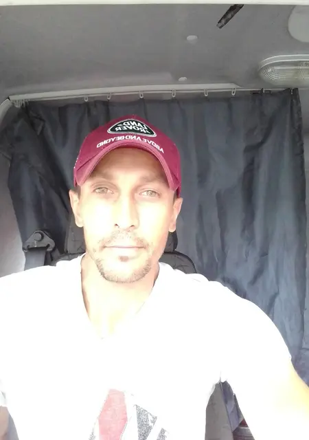 Я Иван, 42, знакомлюсь на одну ночь в Ивантеевке