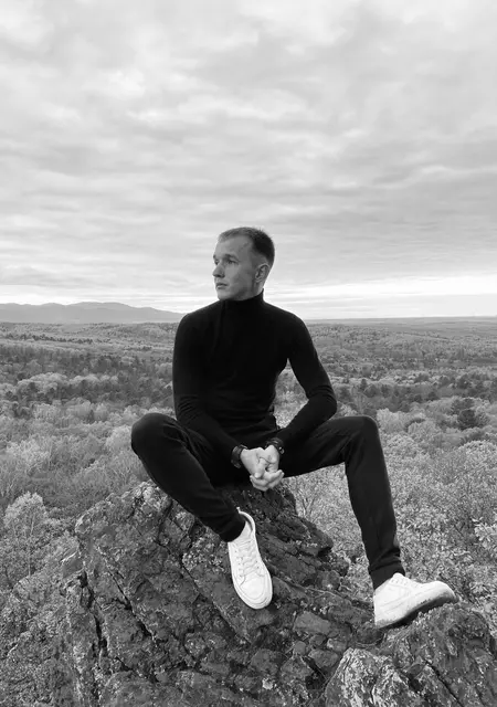 Иван из Хабаровска, ищу на сайте знакомства на одну ночь