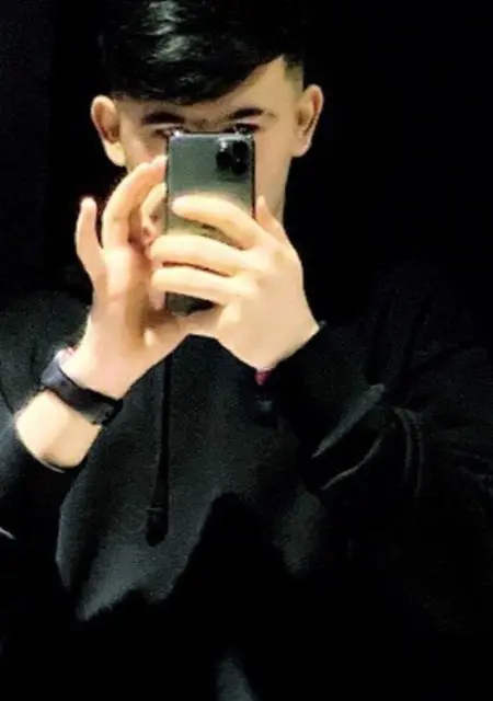 Ислам из Улан-Удэ, мне 21, познакомлюсь для открытые отношения