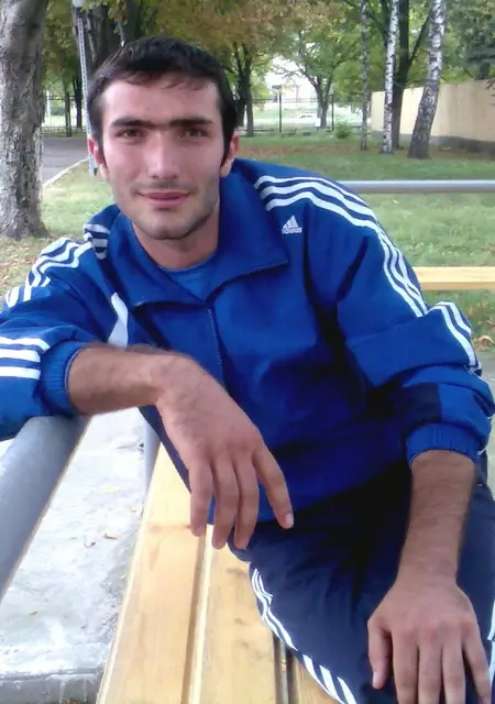 Alex из Нальчика, ищу на сайте общение