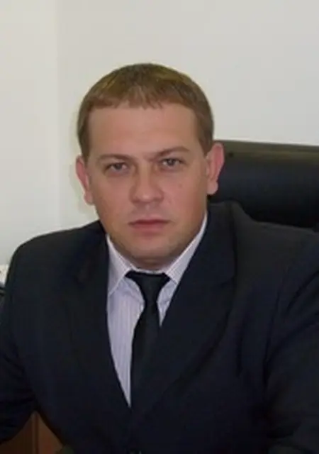 Сергей из Бугуруслана, мне 46, познакомлюсь для постоянных отношений