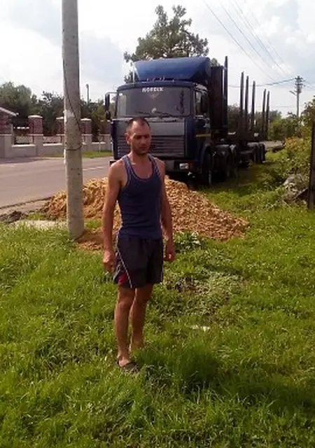 Я Николай, 45, из Егорьевска, ищу знакомства без обязательств