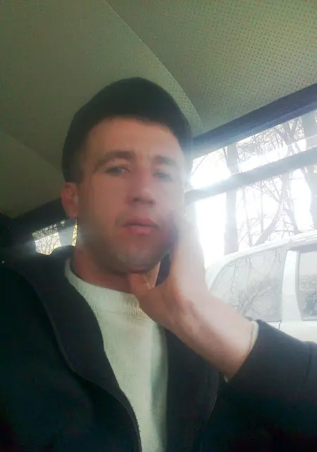 Я Виталик, 41, знакомлюсь без обязательств в Владикавказе