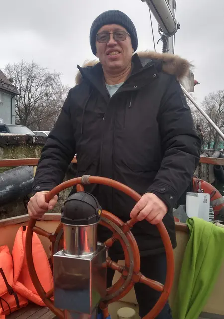 Сергей из Улан-Удэ, мне 52, познакомлюсь для общения