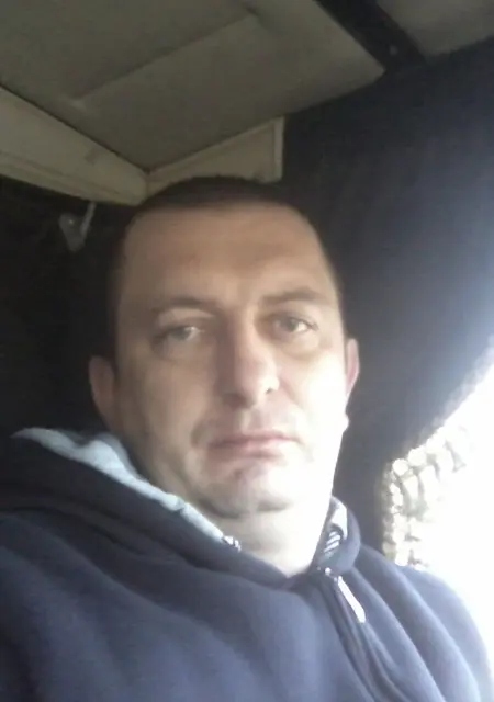 Володя из Солигорска, ищу на сайте знакомства на одну ночь