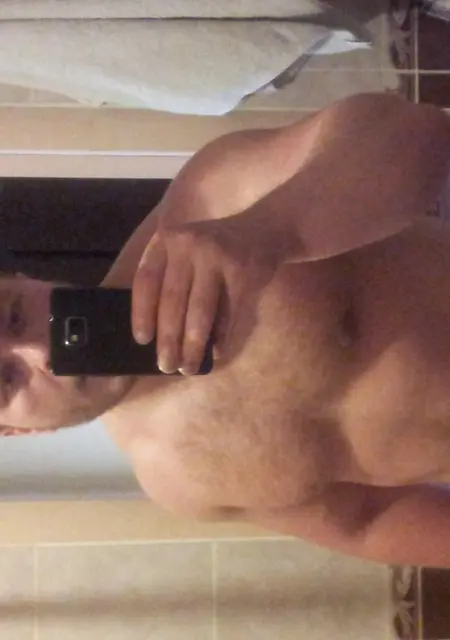 Вова из Вологды, ищу на сайте знакомства на одну ночь