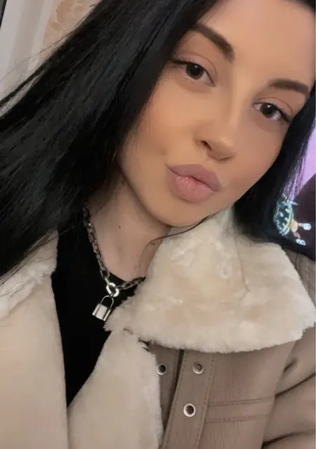 Я Ольга, 25, знакомлюсь для общения в Великих Луках