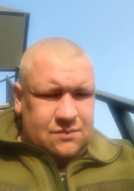 Олег из Черновцов, ищу на сайте знакомства без обязательств