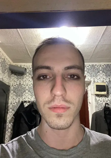 Данил из Междуреченска, ищу на сайте знакомства на одну ночь