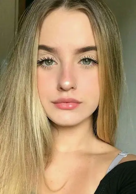 Лея из Санкт-Петербурга, ищу на сайте знакомства на одну ночь