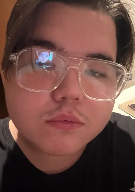 Саша из Чебоксар, ищу на сайте знакомства на одну ночь