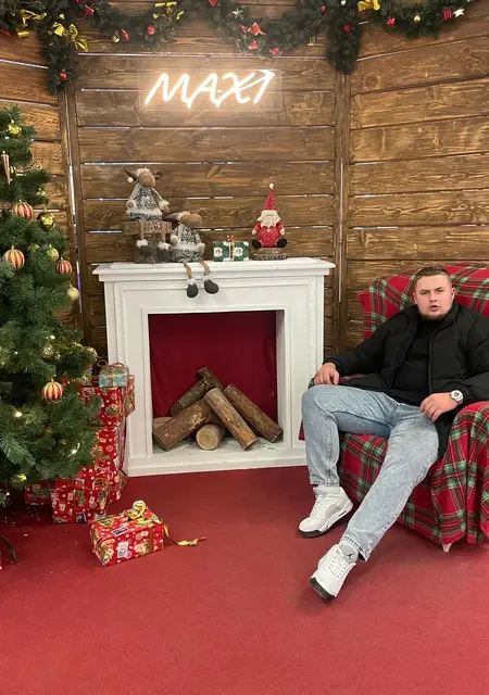 Илья из Бузулука, ищу на сайте знакомства на одну ночь