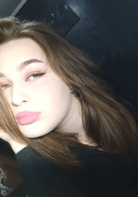 Валерия из Самары, ищу на сайте приятное времяпровождение