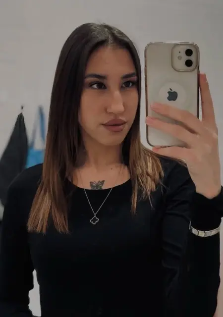 Я Надежда, 27, знакомлюсь для общения в Якутске