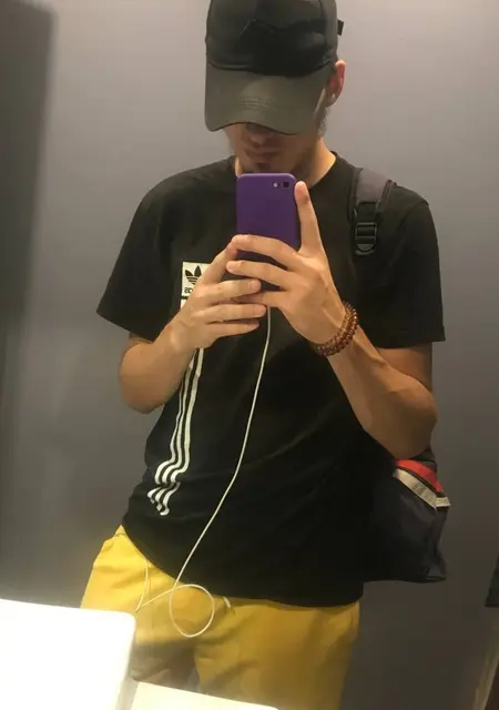 Иван из Лянтора, ищу на сайте знакомства на одну ночь