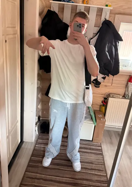 Женя из Раменского, ищу на сайте знакомства на одну ночь