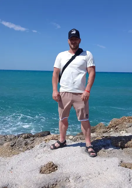 Я Vladimir, 30, знакомлюсь без обязательств в Иванове