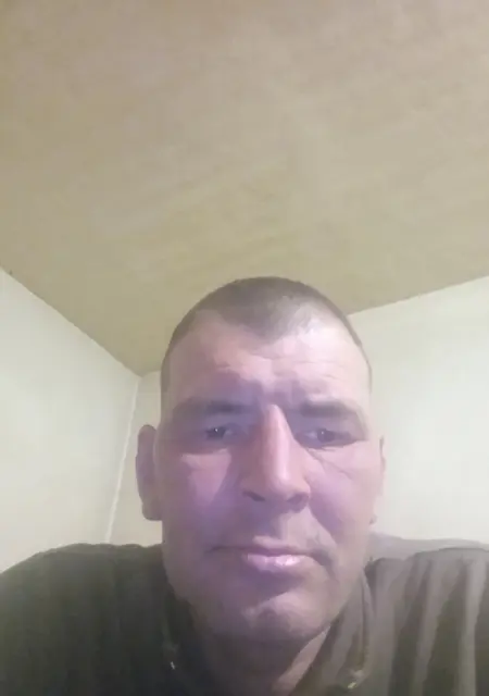 Слава из Темрюка, мне 41, познакомлюсь для вирта