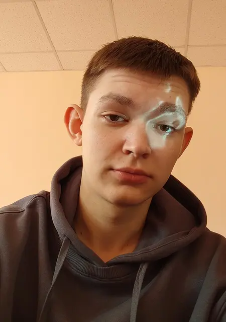 Я Вадим, 20, из Свободного, ищу знакомства без обязательств