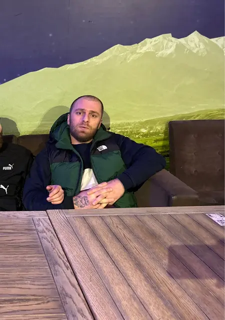 Я Саба, 33, из Сергиева Посада, ищу знакомство для постоянных отношений