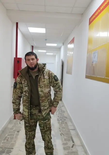 Я Асхаб, 29, из Грозного, ищу знакомство для открытые отношения