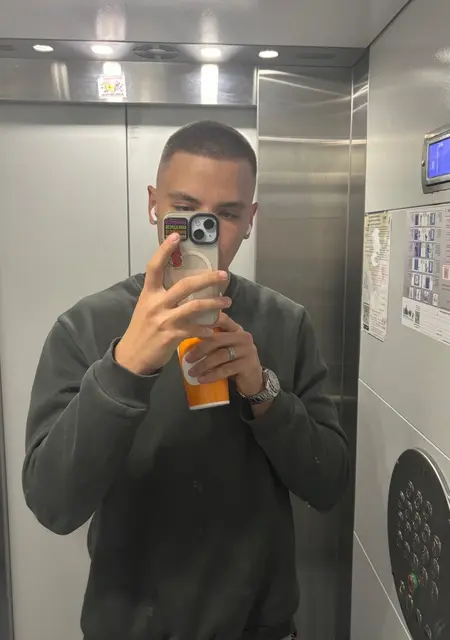 Евгений из Подольска, мне 18, познакомлюсь для постоянных отношений