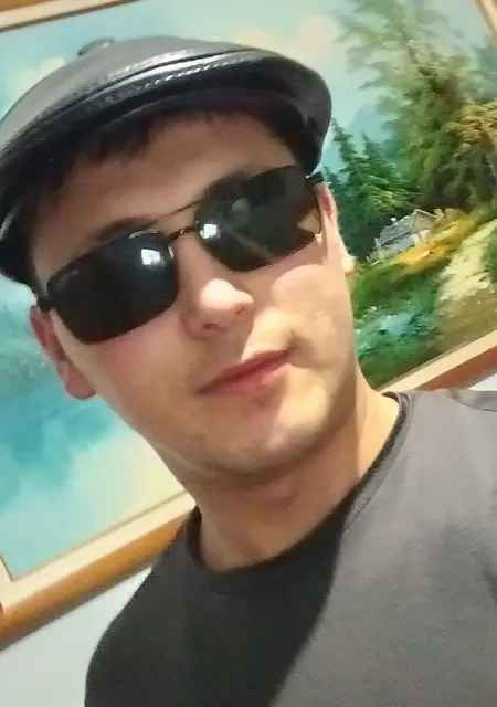 Я Али, 27, знакомлюсь для открытые отношения в Якутске