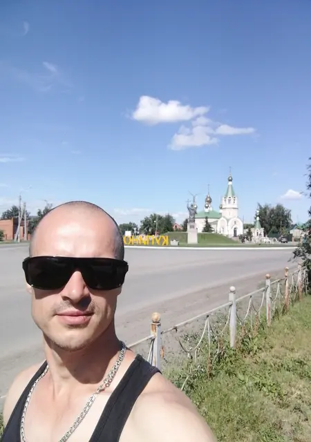 Пашка из Ачинска, мне 38, познакомлюсь на одну ночь