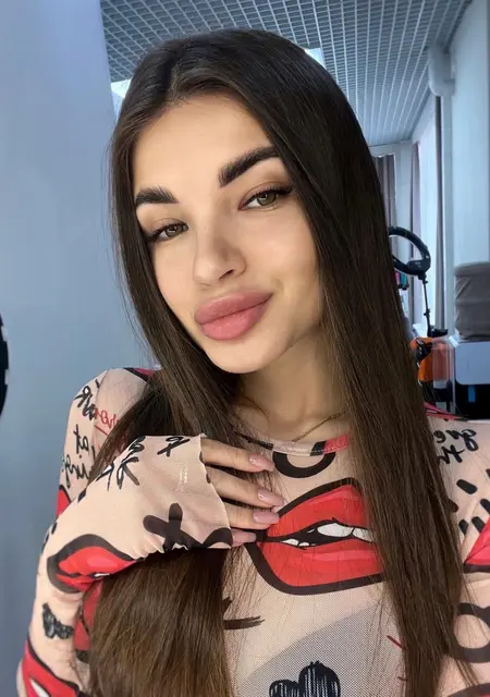 Екатерина из Донецка, ищу на сайте совместные путешествия