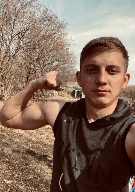 Я Гиворк, 23, из Майкопа, ищу знакомство для вирта