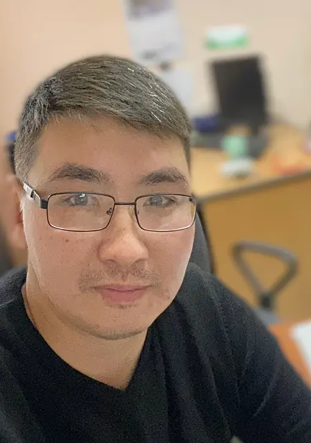 Эдуард из Мирного, мне 37, познакомлюсь на одну ночь