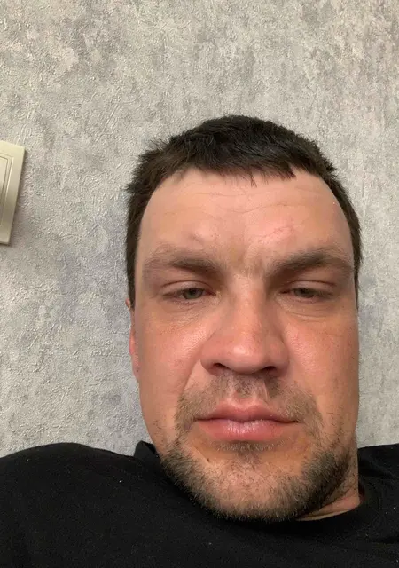 Я Кирилл, 36, знакомлюсь для открытые отношения в Краснозаводске