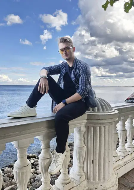 Илья из Курска, ищу на сайте постоянные отношения