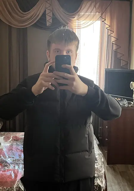Я Bogdan, 19, знакомлюсь без обязательств в Кемерово
