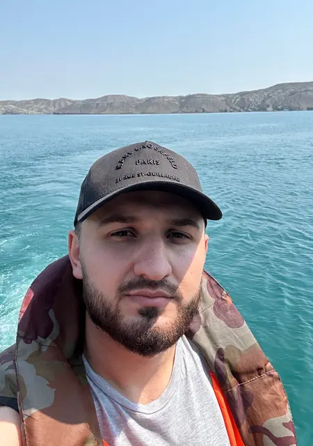 Zaur из Махачкалы, мне 28, познакомлюсь для дружбы