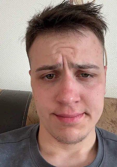 Я Колясик, 20, из Магнитогорска, ищу знакомство для приятного времяпровождения