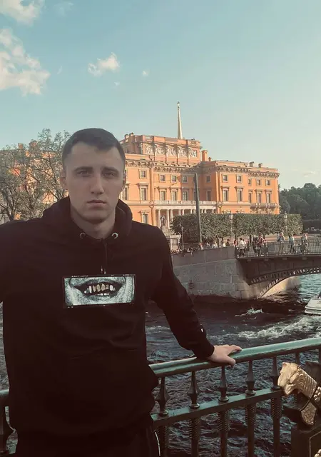 Я Роман, 28, из Златоуста, ищу знакомство для приятного времяпровождения