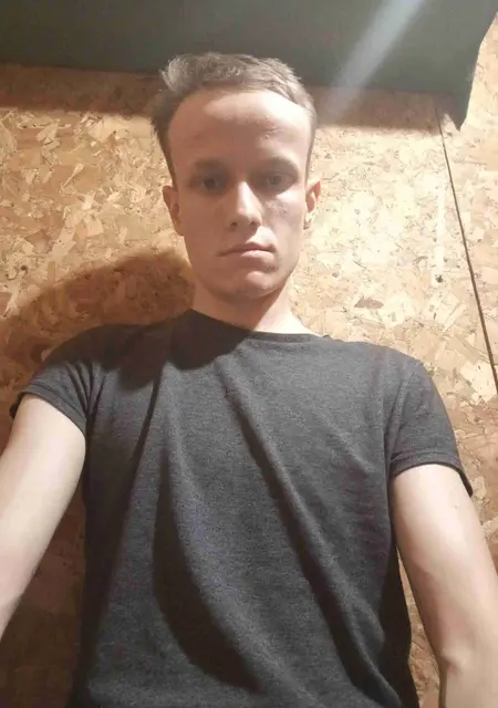 Я Юрий, 24, знакомлюсь без обязательств в Артеме