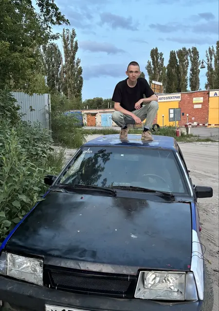 Даня из Москвы, мне 19, познакомлюсь на одну ночь