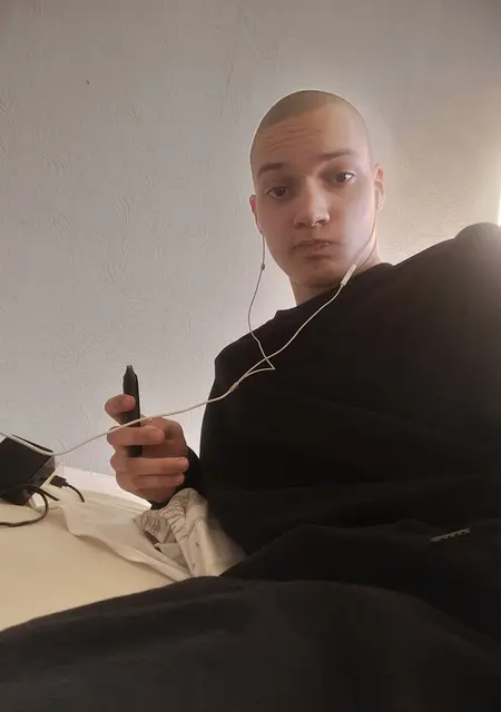 Трофим из Твери, мне 19, познакомлюсь на одну ночь