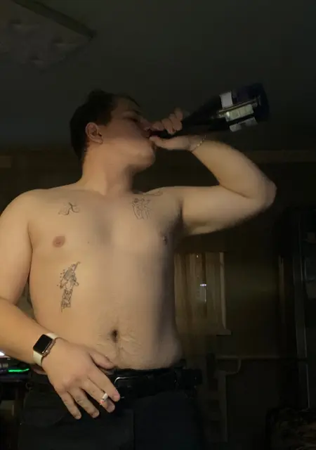 Валентин из Новороссийска, ищу на сайте знакомства без обязательств