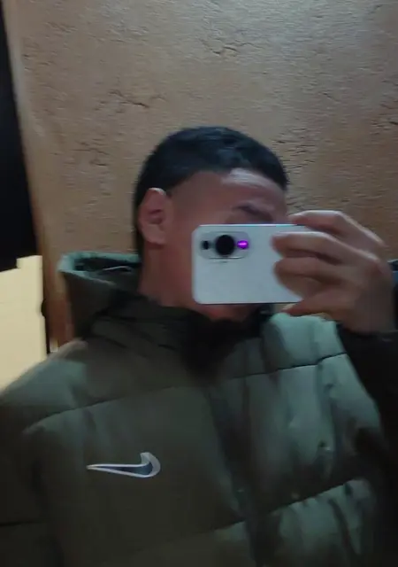 Я Vlad, 19, знакомлюсь без обязательств в Хабаровске