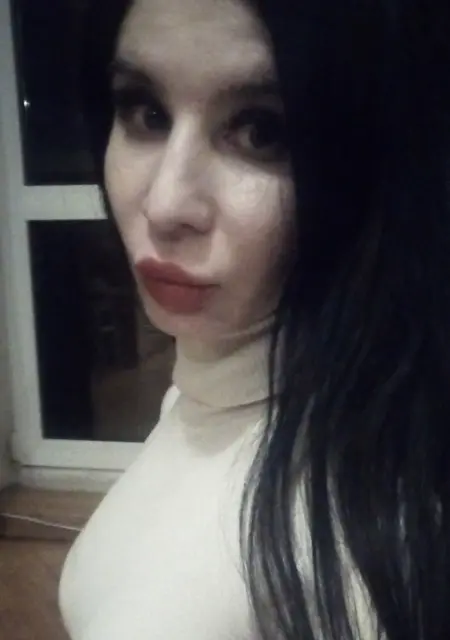 Елена из Донецка, ищу на сайте постоянные отношения