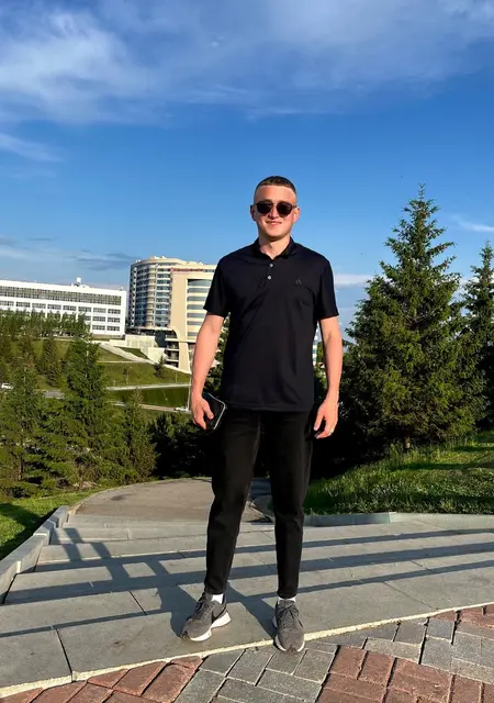 Линар из Бугуруслана, мне 23, познакомлюсь на одну ночь