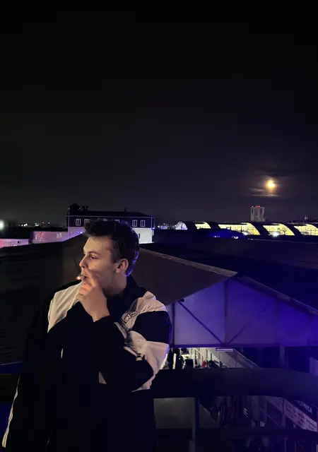 Я Тимофей, 20, из Люберец, ищу знакомство для общения