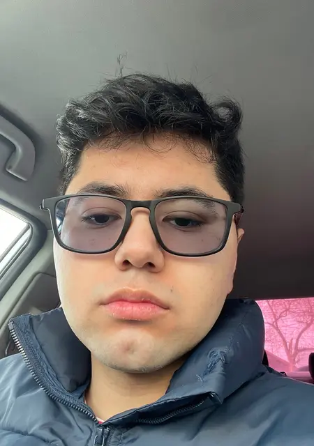 Я Жека, 21, из Люберец, ищу знакомство для приятного времяпровождения