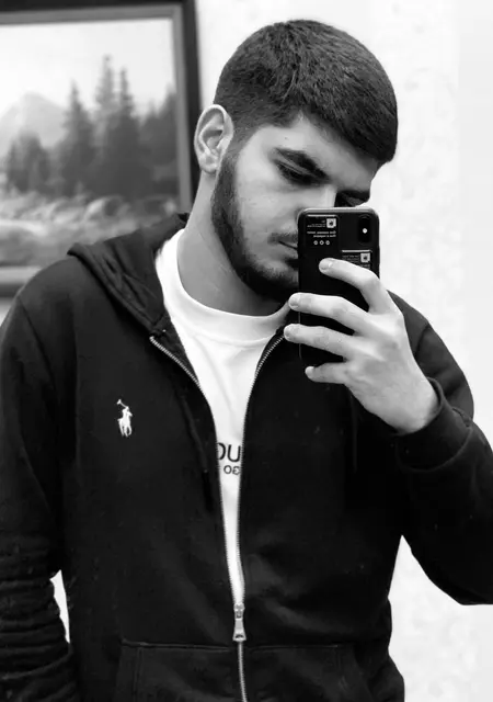 Гриша из Ульяновска, ищу на сайте знакомства на одну ночь