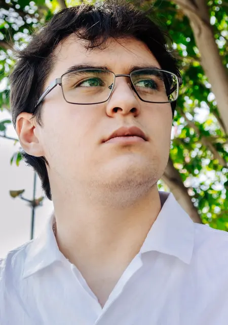 Данила из Челябинска, ищу на сайте приятное времяпровождение