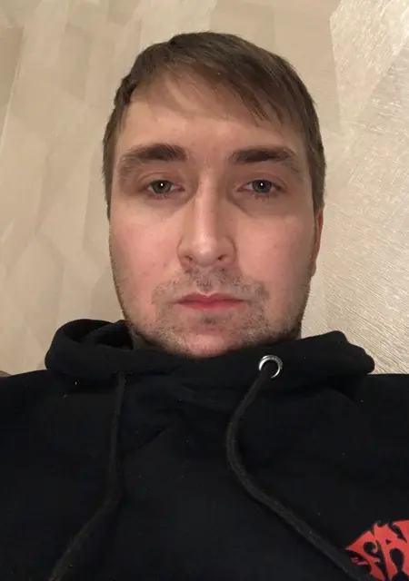 Я Игорь, 33, из Долгопрудного, ищу знакомства без обязательств