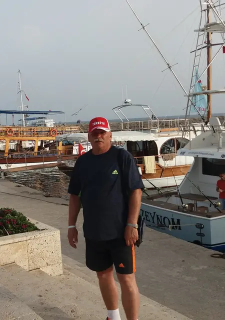 Я Ягр, 56, из Челябинска, ищу знакомства без обязательств